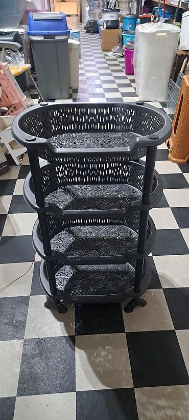 Digər qab-qacaq və mətbəx ləvazimatları: Terevez qabi. xrom plastik siyirtmeli tekerli — 18