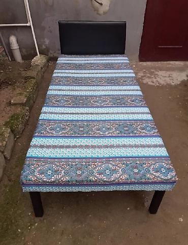 Kravat taza 
Hazırı var 
Çatdırılma münasib qiymata