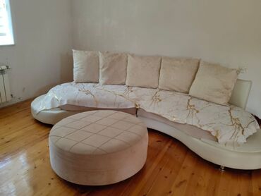 Dolablar: Künc divan, Açılmayan, Bazasız, Çatdırılma yoxdur