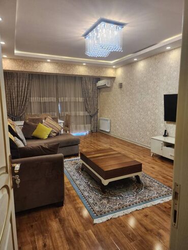 Uzunmüddətli kirayə mənzillər: Xetai metrosu Park Azure-da mənzil kirayə verilir. Mərtəbə 21/7. Ümumi — 11