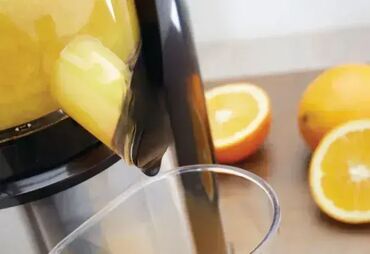 Sokovnici: **Tehnički detalji****Opšte** Vrsta aparataSokovnikMaterijal — 7