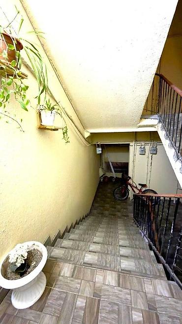gunəsli insaat: Bakı, Köhnə Günəşli, 1 otaqlı, Köhnə tikili, 40 kv. m — 8