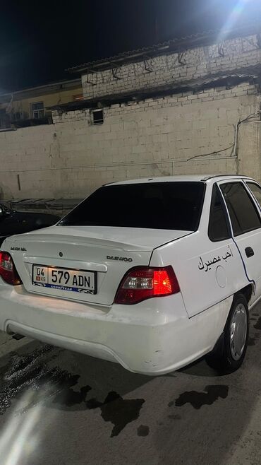 Daewoo: Daewoo Nexia: 2010 г., 1.5 л, Механика, Бензин, Седан
