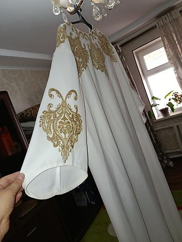 графеновые очки кыргызча: Кече көйнөгү, Классикалык, Узун модель, Жеңдери менен, 2XL — 6