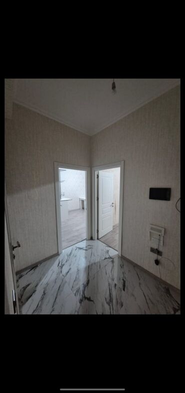 Uzunmüddətli kirayə mənzillər: Xırdalan Kristal 1. De 1 ci mertebe 430+20 kamendat ofis haqqı 30% -da lalafo.az — 5 Uzunmüddətli kirayə mənzillər: Xırdalan Kristal 1. De 1 ci mertebe 430+20 kamendat ofis haqqı 30% — 5