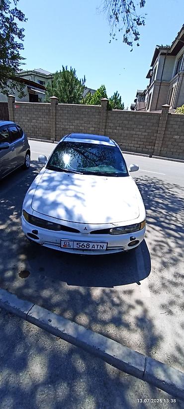 Mitsubishi: Mitsubishi Galant: 1993 г., 2 л, Механика, Бензин, Хэтчбэк at lalafo.kg — 3 Mitsubishi: Mitsubishi Galant: 1993 г., 2 л, Механика, Бензин, Хэтчбэк — 3