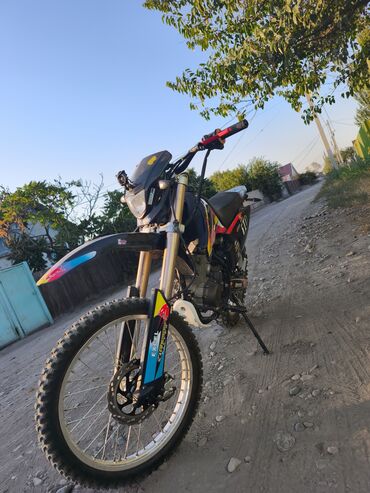 авто кызыл кыя: Эндуро Zongshen, 250 куб. см, Бензин, Чоңдор үчүн, Колдонулган