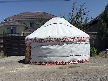 юрту: Сдаем в аренду юрту 🛖 на 24 ч. 
Сами приедем и установим 👍🏻 — 1