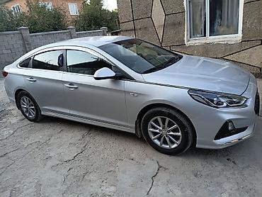 салон машины: Hyundai Sonata: 2019 г., Автомат, Газ, Седан — 7