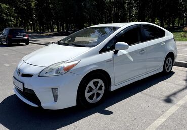 тайота хиасе: Toyota Prius: 2013 г., 1.8 л, Вариатор, Гибрид, Хэтчбэк