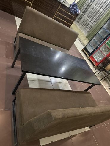 диваны для кафе и ресторанов: Стол и стул для кафе