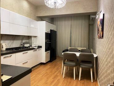 Uzunmüddətli kirayə mənzillər: Xətai metrosu yaxınlığı 19 mərtəbəli binanın 19-cu mərtəbəsi ümumi — 8