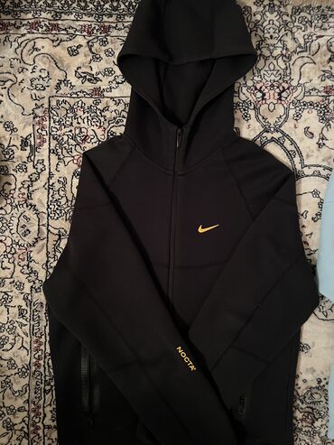 Спортивные костюмы: Мужской спортивный костюм, XL (EU 42), Nike, Новый, цвет - Черный, Самовывоз, Платная доставка at lalafo.kg Спортивные костюмы: Мужской спортивный костюм, XL (EU 42), Nike, Новый, цвет - Черный, Самовывоз, Платная доставка