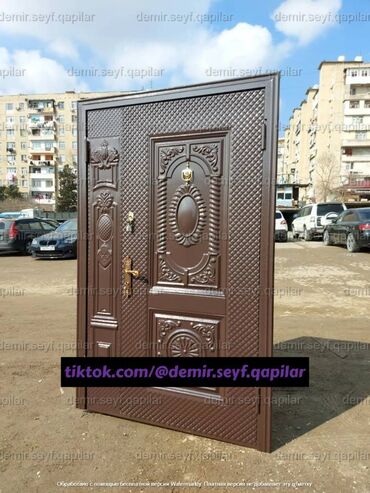 Giriş qapıları: Seyf qapılar Münasib qapılar Dəmir qapı Ev qapıları Çol qapısı -da lalafo.az — 15 Giriş qapıları: Seyf qapılar Münasib qapılar Dəmir qapı Ev qapıları Çol qapısı — 15