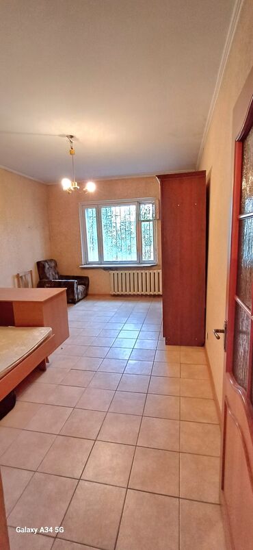 квартиры ишу: 2 комнаты, 48 м², 105 серия, 1 этаж