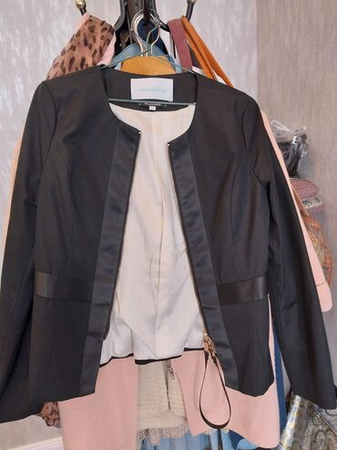 купить пиджак женский: Пиджак, Классическая модель, Однобортная модель, M (EU 38)