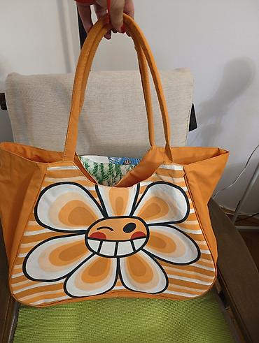 new yorker usce: Torba za plažu, dimezije 53x41x28 cm, visina ručke 34 cm — 1