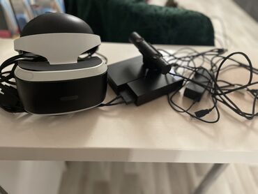 oculus plus qiyməti: PlayStation VR (PSVR) dəsti Tərkib: - PSVR başlıq (həlli 1080p OLED
