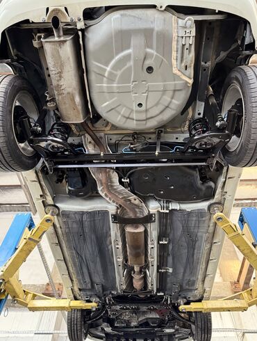 Nissan: Nissan Tiida: 1.5 l | 2011 il Hetçbek — 15