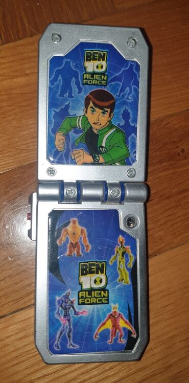 pacman igracka: Ben 10 mobilni telefon na preklop, dečiji, igracka. Kad se stisne