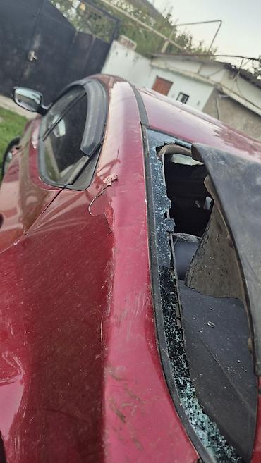neon isiq: Hyundai Elantra (qırmızı) – ehtiyat hissələri üçün Avtomobildən — 2