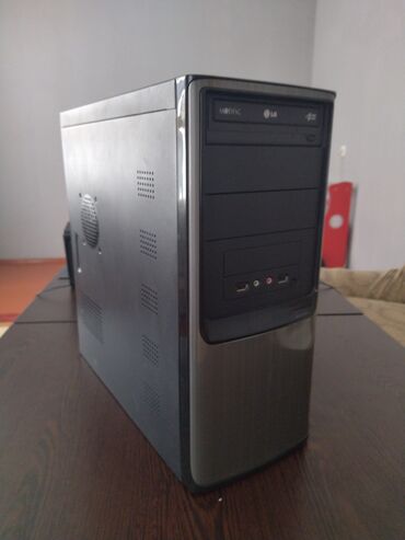 игровой ноутбук: Tam işlek vezyetdedir -8gb ram -128gb ssd -intel i3 2100 -intel hd