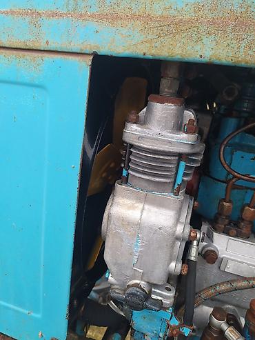 Traktorlar: Minsk Traktor Zavodunun Belarus seriyasından dördçəkən traktor — 4