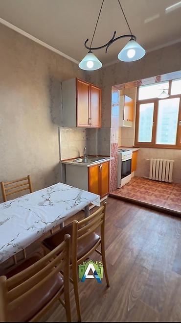 Продажа квартир: 3 комнаты, 70 м² — 10