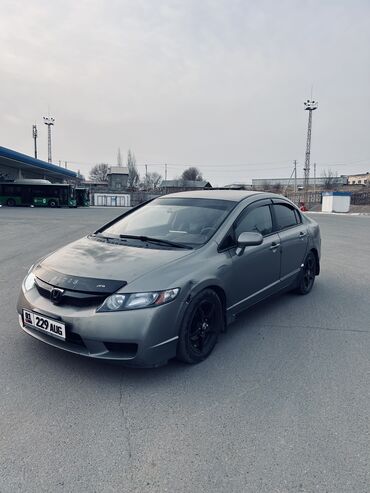 Honda: Honda Civic: 2009 г., 1.8 л, Автомат, Бензин, Седан at lalafo.kg — 1 Honda: Honda Civic: 2009 г., 1.8 л, Автомат, Бензин, Седан — 1