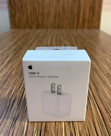 Kabellər və adapterlər: Orijinal adapter başlığı Yeni və bağlı qutuda orginal Apple 20W USB-C