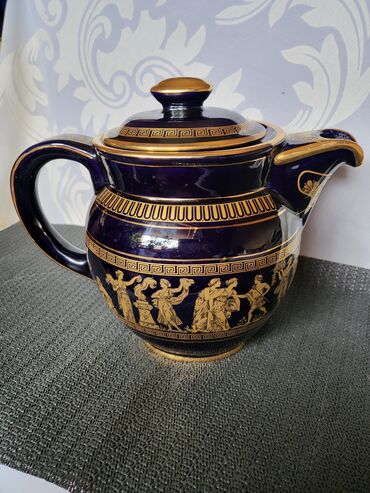 Čajnici: Grcki bokal rucno oslikan 24-om 70,80te . Bokal je perfektan,sve na — 9