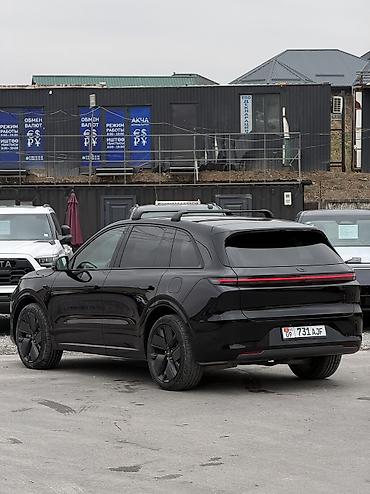 Lixiang: Lixiang L6: 2025 г., Автомат, Гибрид, Внедорожник — 4
