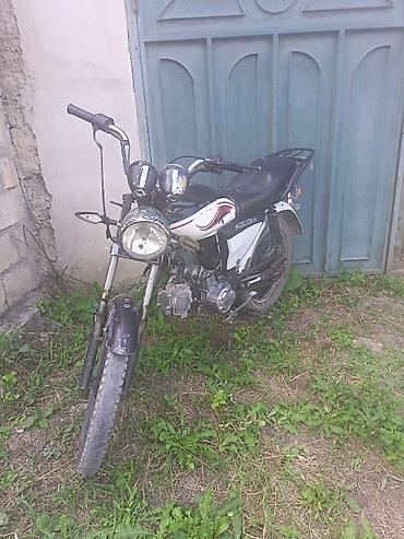 elektrik mühərrikləri: Moped / kiçik motosiklet – benzinli, 4-takt mühərrikli Reng ag qara — 1