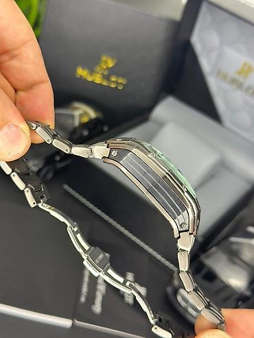 Qol saatları: Yeni, Qol saatı, Hublot, rəng - Qara — 17