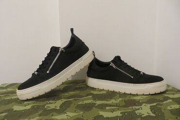 crni sat: Trainers, Antony Morato, size - 45