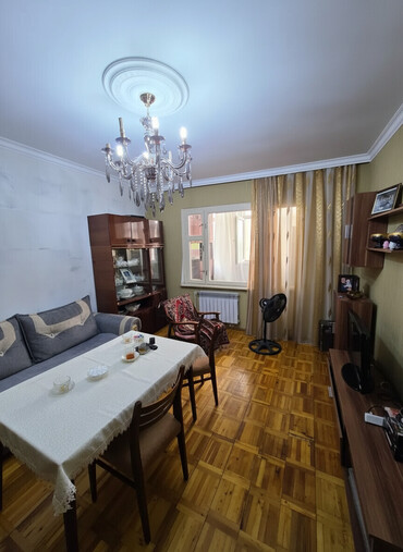 Köhnə tikili: Sumqayıt, 3 otaqlı, Köhnə tikili, 84 kv. m — 1