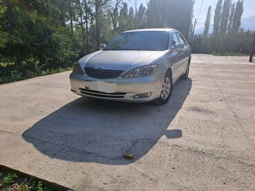 фортер бишкек: Toyota Camry: 2003 г., 2.4 л, Автомат, Бензин, Седан