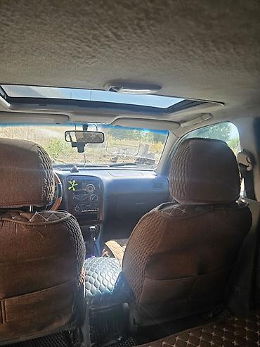 Toyota Avensis: 1999 г., 1.8 л, Механика, Бензин, Седан — 9