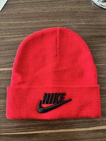 norka şapka: Rəng - Qırmızı