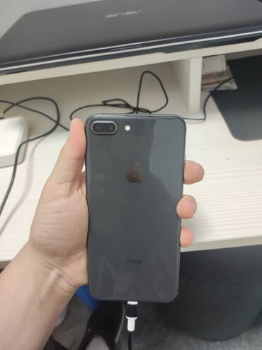 apple iphone 4s: IPhone 8 Plus, Б/у, 64 ГБ, Черный, 100 %