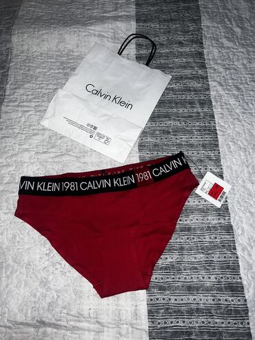 calvin klein kaputi: S (EU 36), Klasične