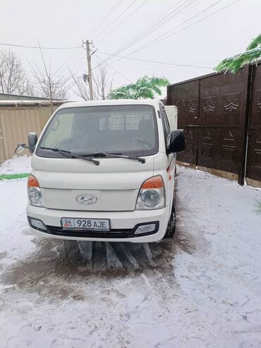 Легкий грузовой транспорт: Легкий грузовик, Hyundai, Стандарт, 1,5 т, Б/у