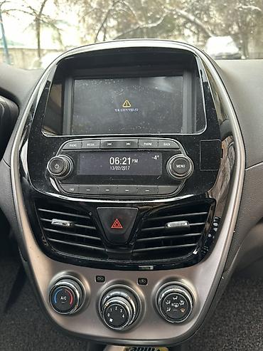 Chevrolet: Chevrolet Spark: 2017 г., 1 л, Автомат, Бензин, Хэтчбэк — 11