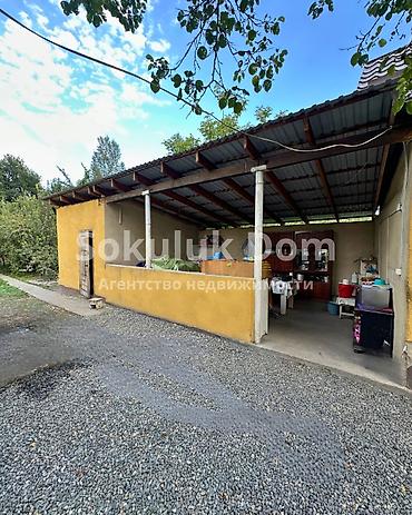 1: 🏠Продаётся дом в селе Сокулук 🟡Комнаты: 5 🟡Участок: 10 соток — 6