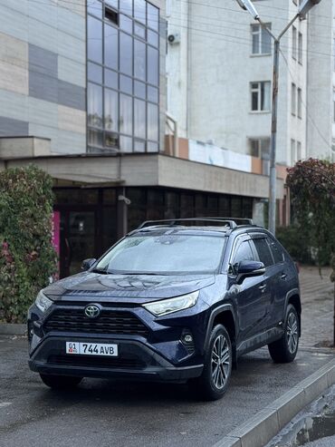 Toyota: Toyota RAV4: 2019 г., 2.5 л, Автомат, Гибрид, Внедорожник