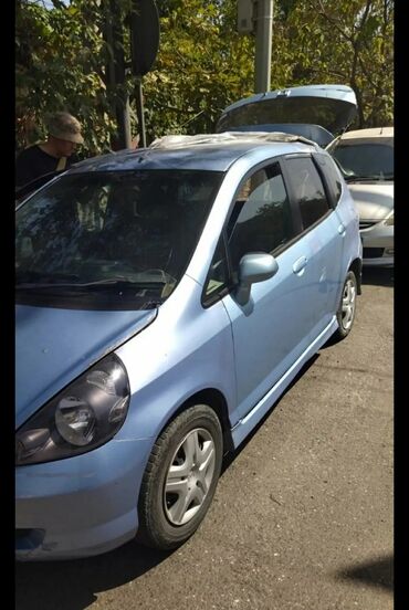 фит салон: Honda Fit: 2003 г., 1.5 л, Вариатор, Бензин, Хэтчбэк