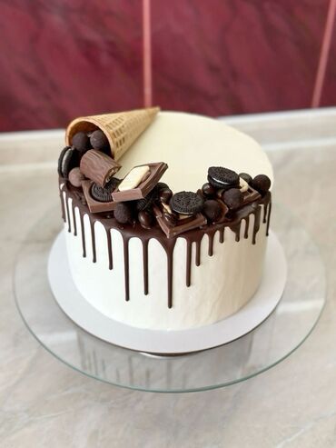 Другие услуги: Туулган кундорго озгочо тортторду заказ берсениздер болот🤗🤗🤗. Таза — 8