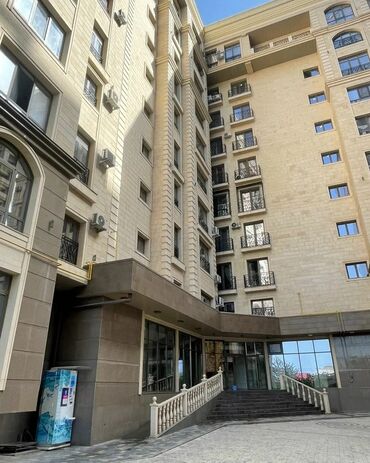 Отели и хостелы: 3 комнаты, 168 м², Элитка, 8 этаж, ПСО (под самоотделку)