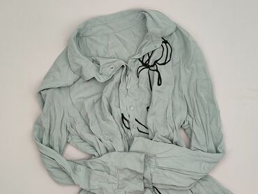 koszule z zakrytymi guzikami: Сорочка жіноча