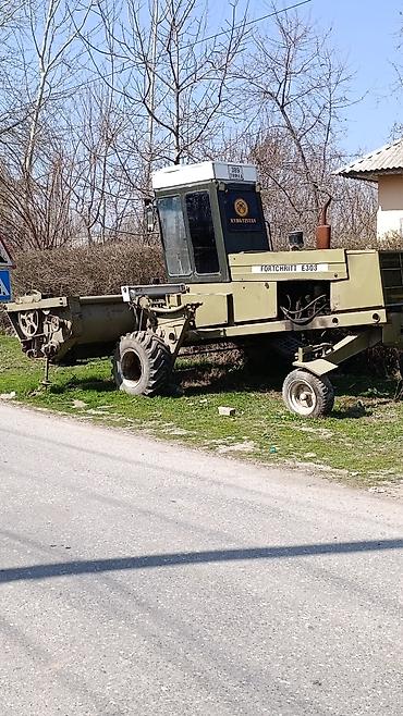 Самоходные косилки: Самоходная косилка-жатка Fortschritt E303 с рабочей приставкой — 9